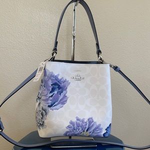COACH Small Town Bucket Bag Kaffe Fassett Floral